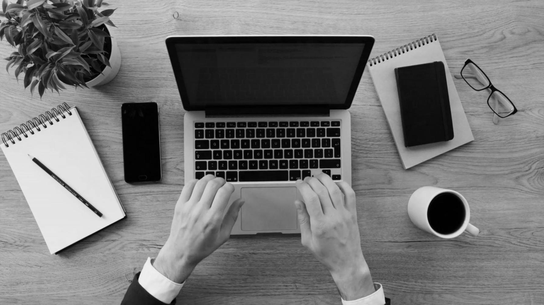 Ambiente di apprendimento strutturato per seminari professionali sul budgeting